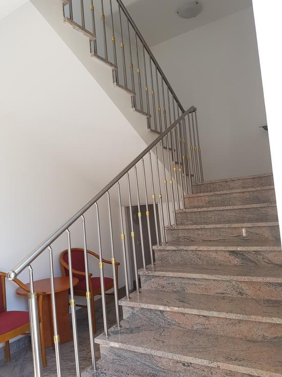 מאלינסקה Guesthouse Villa Adria מראה חיצוני תמונה