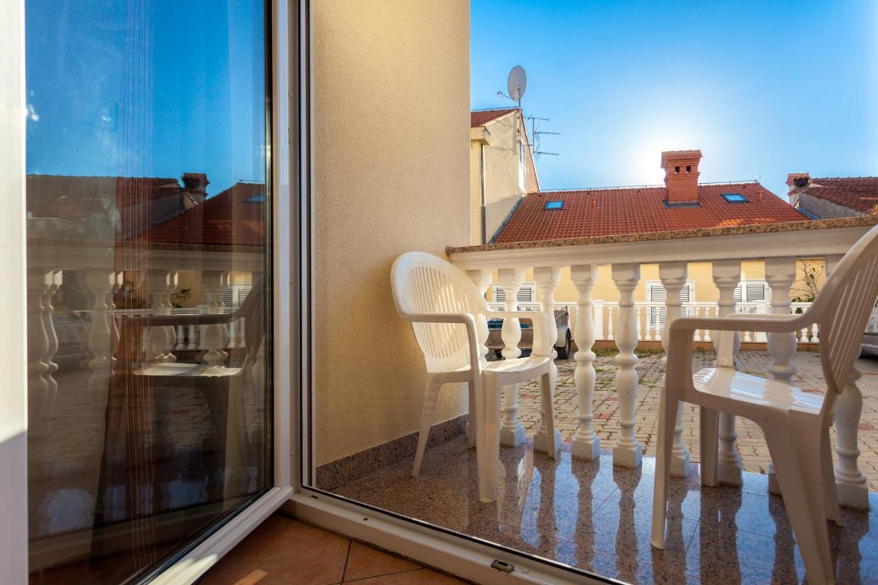 מאלינסקה Guesthouse Villa Adria מראה חיצוני תמונה